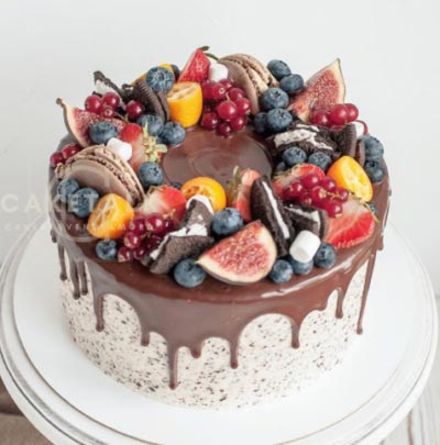 Fresh Fruits Cake | Fruit & macaroon crumble cake in dubai, UAE