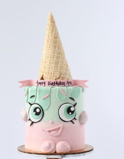 Ice Cream Cone Cake – Customized Cake for Birthday Celebration