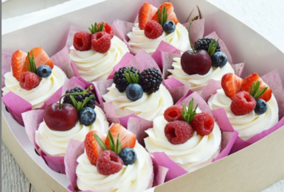 Fresh Fruit Cup-Cakes 1