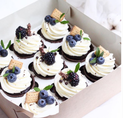 Fresh Berries Cup-cake
