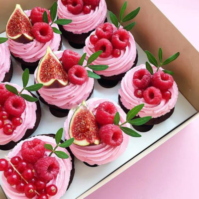 Pink Berry Cup-Cake