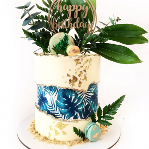 Fault Line Cake best customized cake shop in Dubai