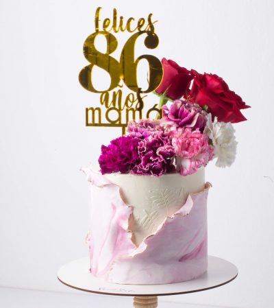 Pink Wrapper Cake Buy cakes online in Dubai