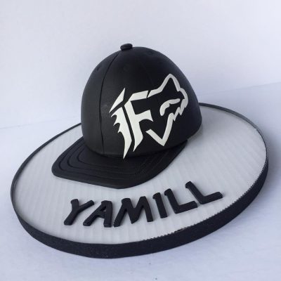 11-Black-Baseball-Cap-Cake.jpg
