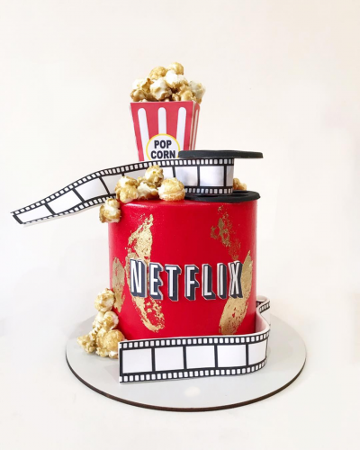 16-Netflix-Cake.png