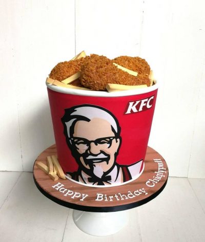8-Chicken-Bucket-Cake.jpg
