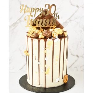 Crunchy Cream Cake with Edible Gold 20k Leaves