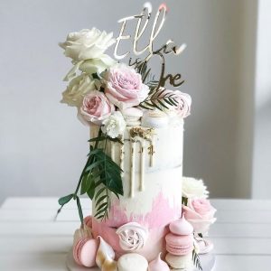 White Wild Rose Cake