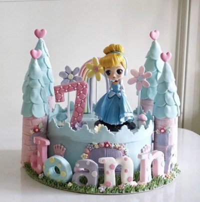 13-Princess-Castle-Cake-3.jpg