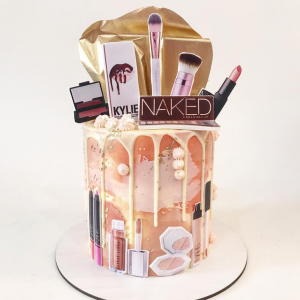 Makeup Addict Cake