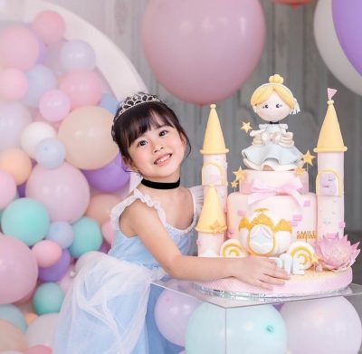 37-My-castle-princess-cake.jpg