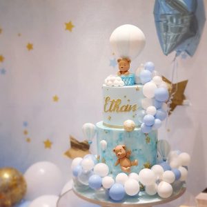 Bear Hot Balloon Cake