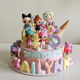 LOL Cream Cake