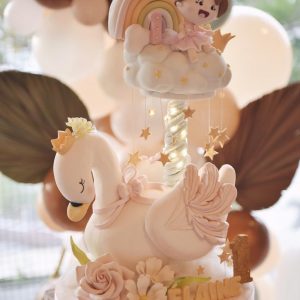 White Swan Cake