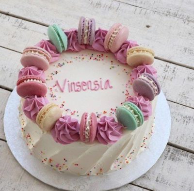 47-Macaroon-Cake.jpg