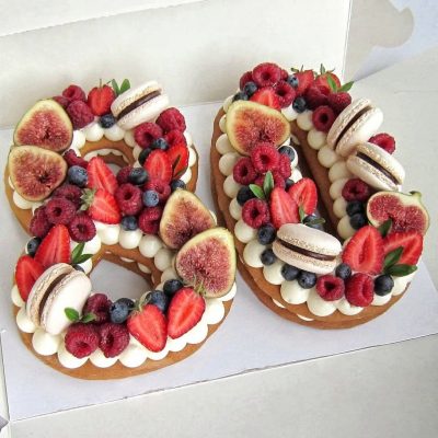 8-Number-Cake-with-berries-two-number.jpg