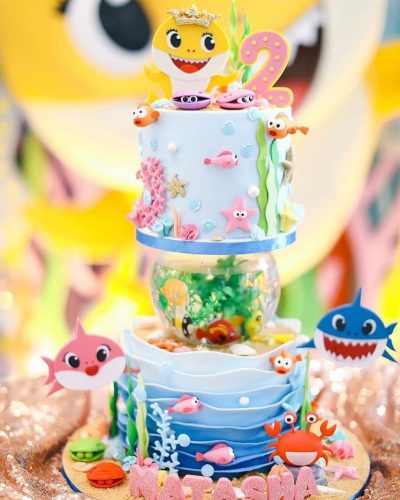 9-Baby-shark-ocean-cake.jpg