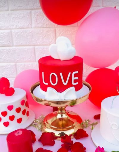 loving you valentine day cake