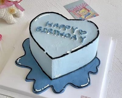 Trendy blue heart 2D cake