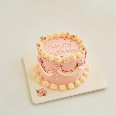 Trendy Pinky Cream Cake