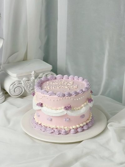 Vintage purple cake