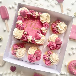 Rosy Dreams Bento Cake