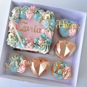 Sweetheart Swirls Bento Cake