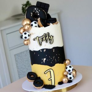 Champion's Black & Gold Cake