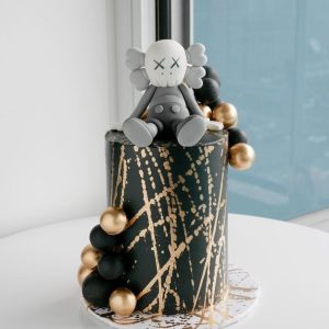 Golden Luxe Cake