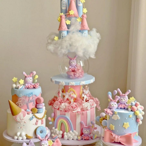 Luxurious Set Cake